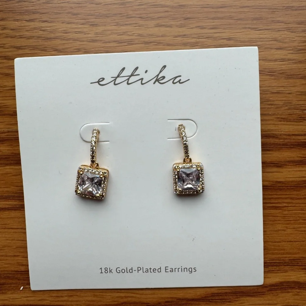 NEW Ettika Gold Crystal Drop Earrings - Picture 2 of 4